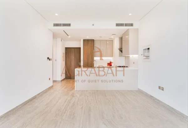 1BR apartment, Peninsula One